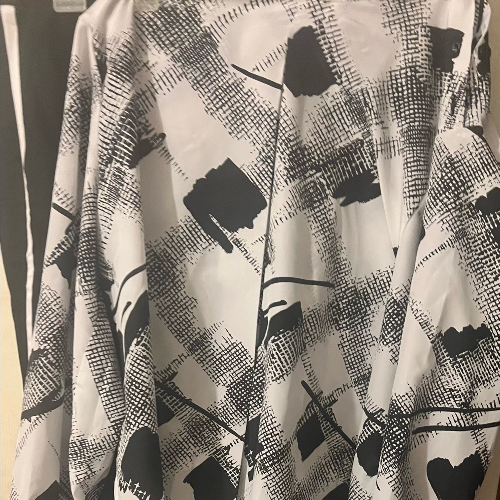 Metaphor black and white 2 piece set office or dinner 120 asking 25